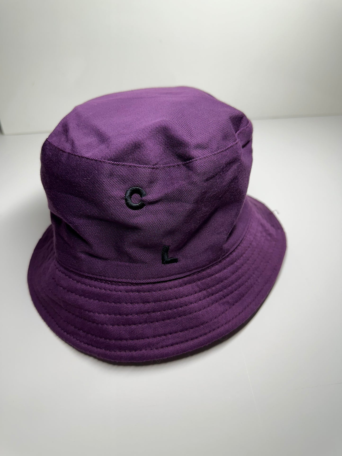 CL PURPEL BUCKET HAT