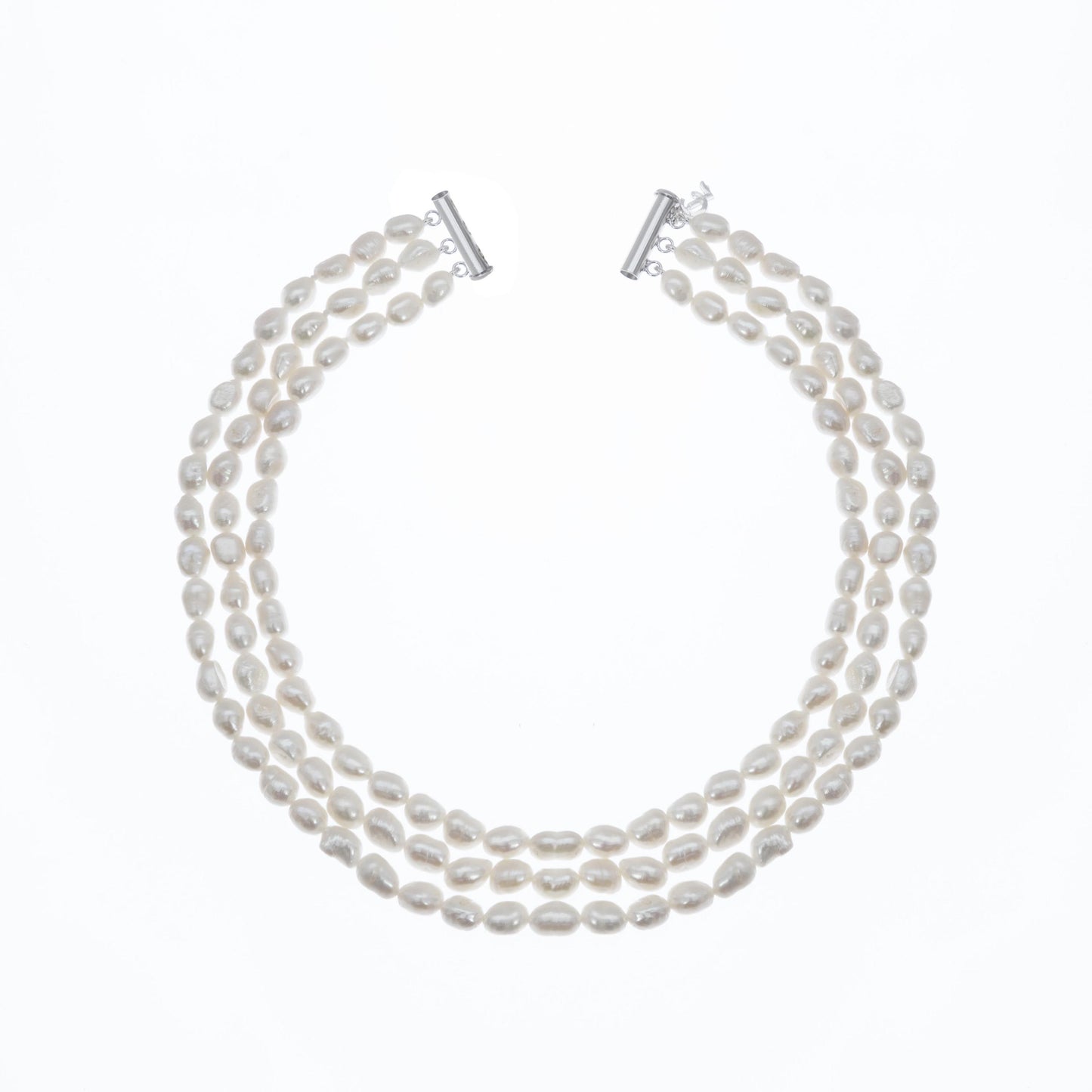 TRIPLE WHITE NECKLACE 5