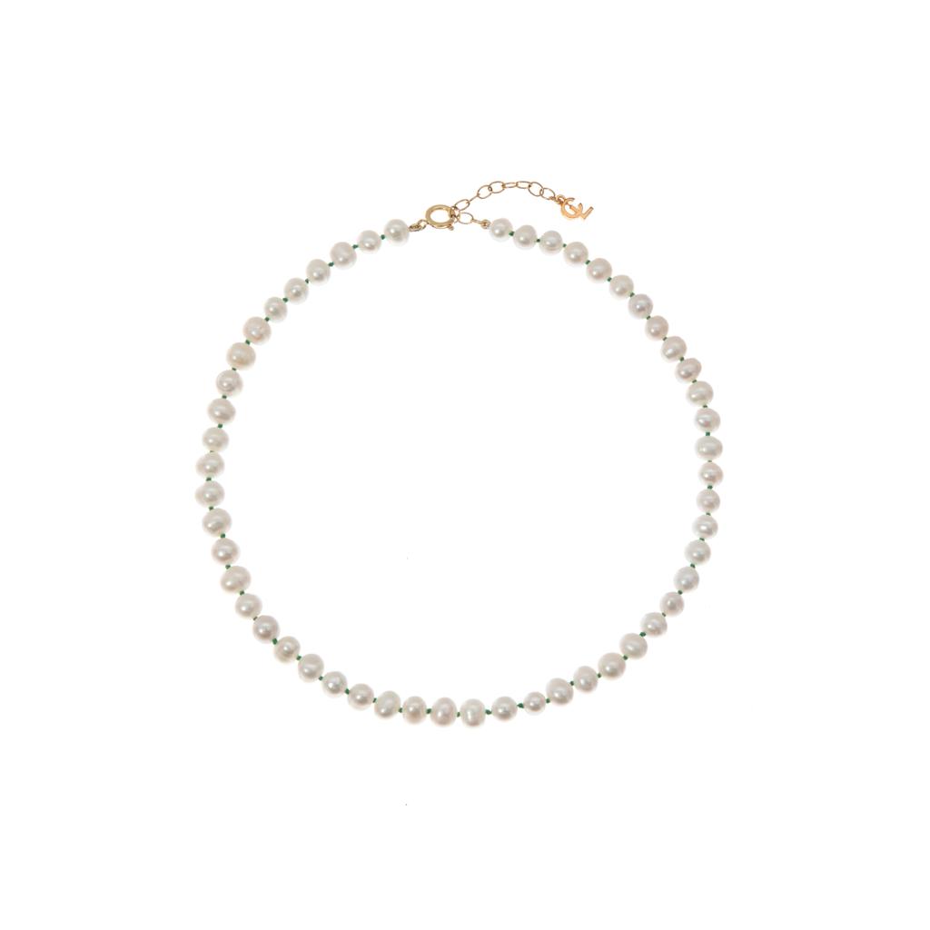 TILI NECKLACE GREEN THREAD